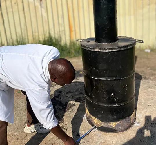 biochar_production_Body Fly poo boosts Malawi crop yields